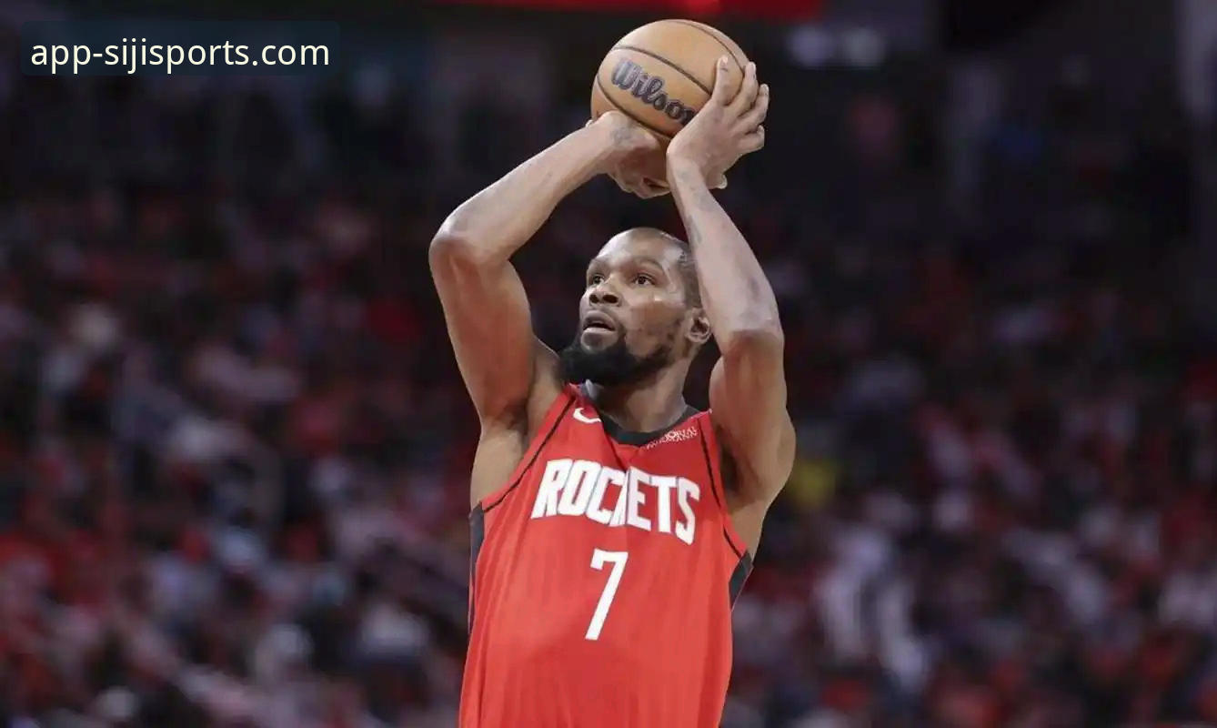 火箭主场大胜尼克斯：一场关于阵容深度与战术创新的全面解析